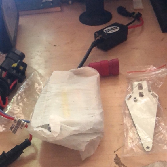 Xenon - Picture 5 of 5